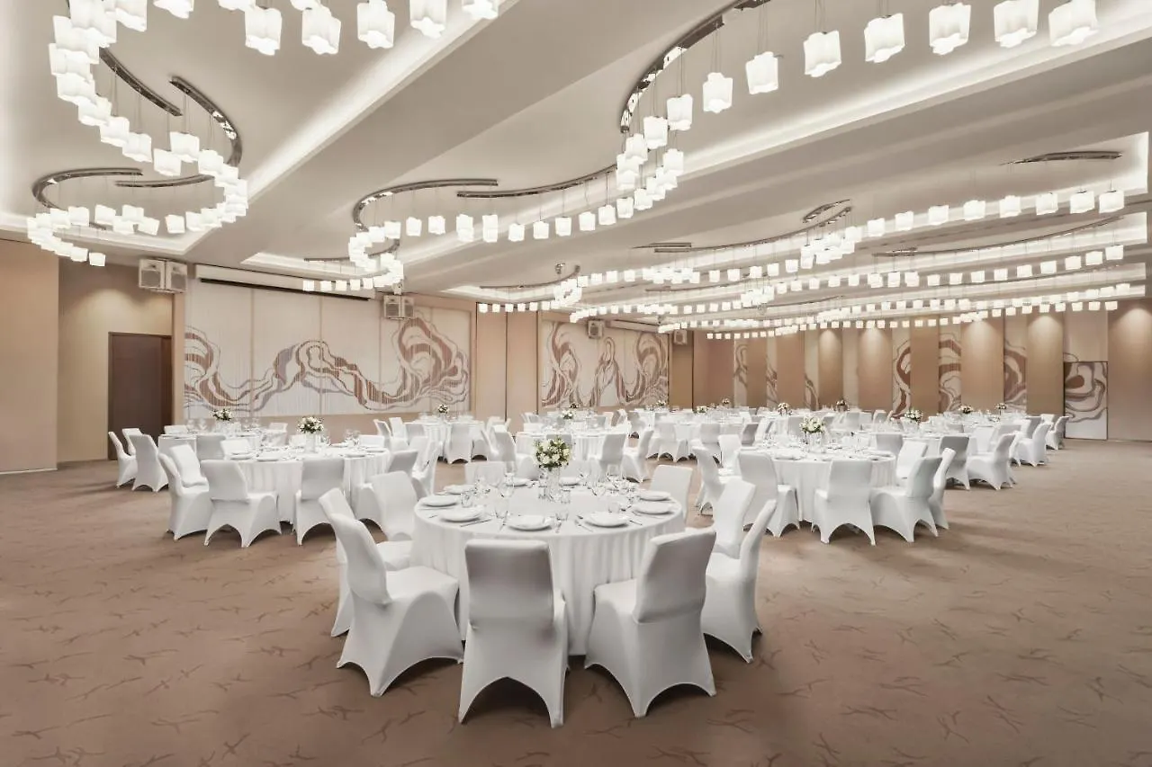 Le Meridien Saigon Ho Chi Minh City 5*,  Vietnam