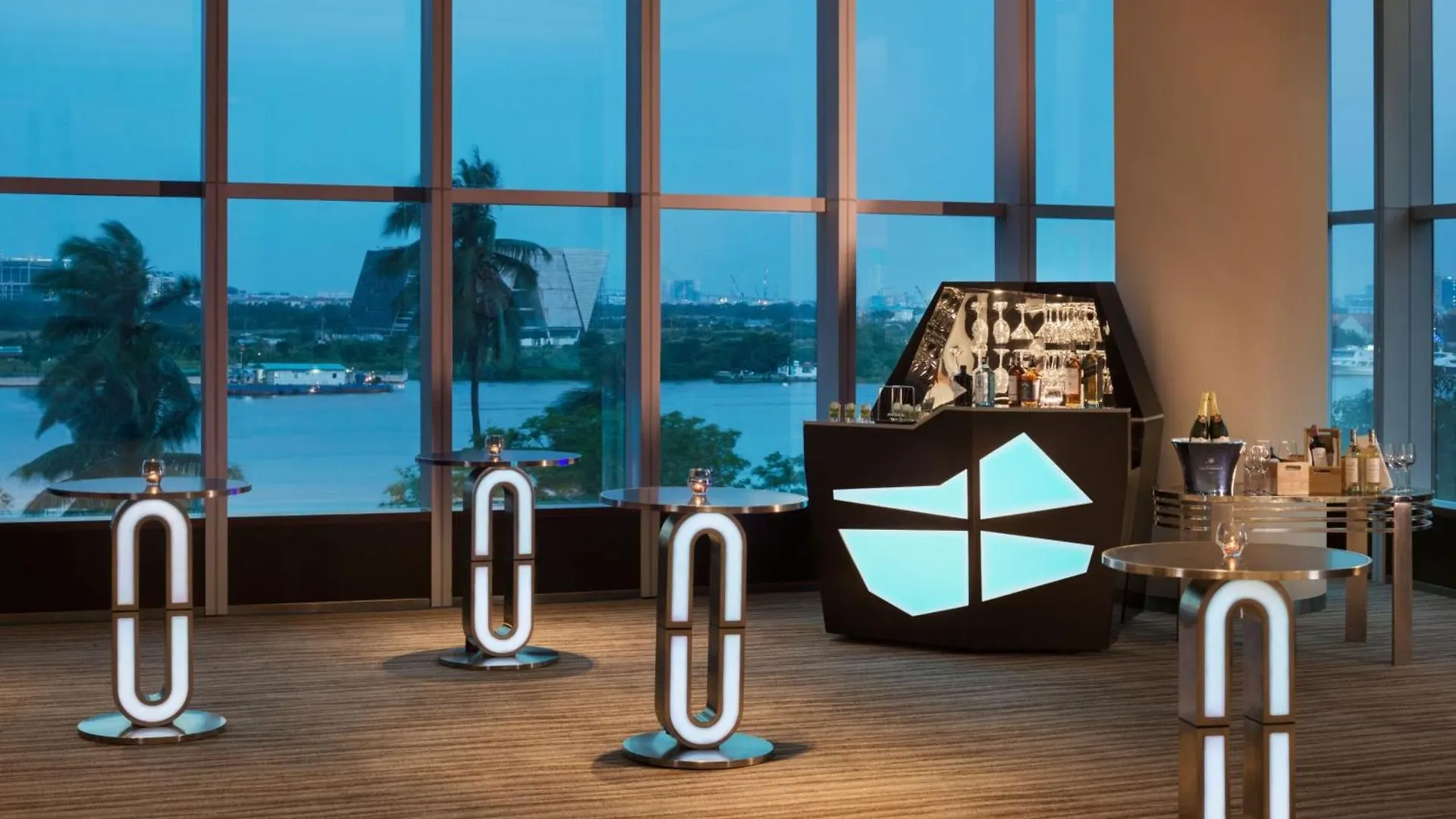 Le Meridien Saigon Ho Si Minh-város Szálloda